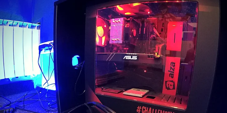 30 min. virtuální reality pro 1 nebo 2 osoby: závodní či pohybové hry