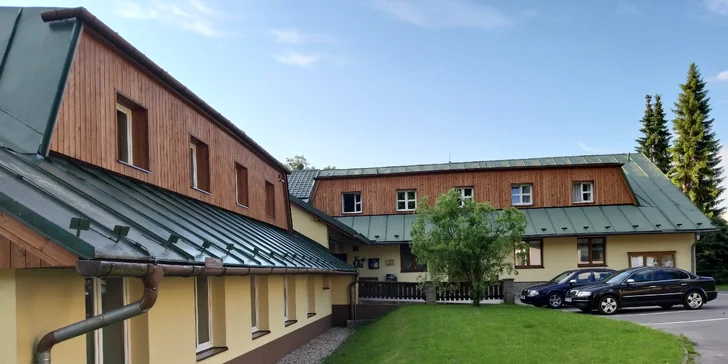 Jarní dovolená v Beskydech: polopenze, wellness, výlety i zázemí pro děti
