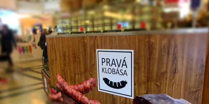 Francouzská dobrota k vínu: 450 nebo 850 gramů pršutu v celku