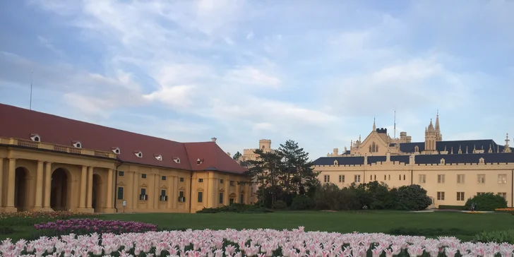 Skvělý relax v Lednici: hotel u zámku, snídaně, víno, vířivka i sauna