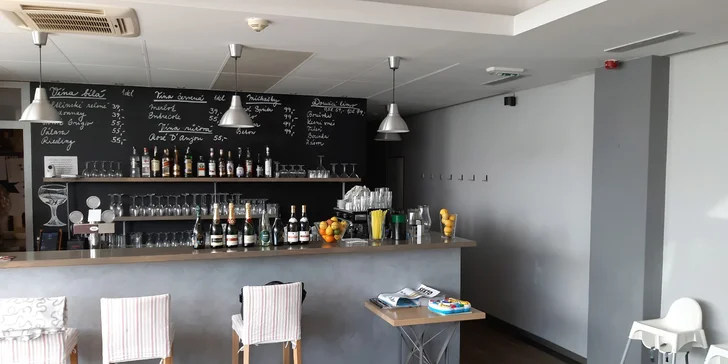 Vychutnejte si skvělé chvilky: Aperol Spritz a domácí quiche pro 2 osoby