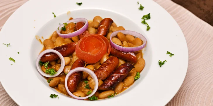 Akce pro rodinu: All you can eat v balkánské restauraci Singidunum
