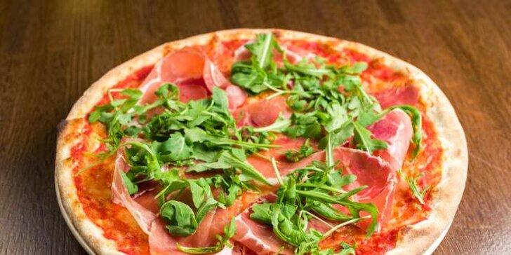 2× italská pizza dle výběru v Okruh pub: 49 druhů vč. vegetariánských variant
