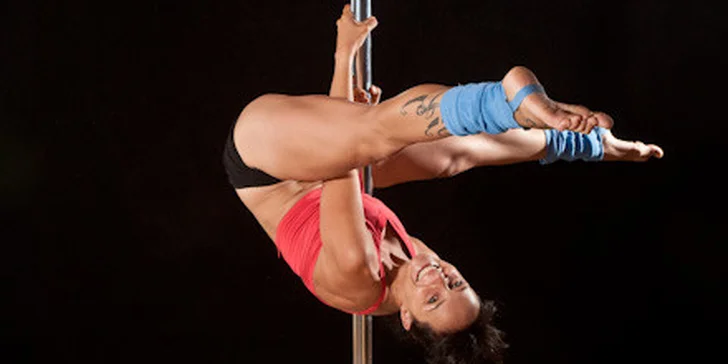 Pole dance v centru Prahy