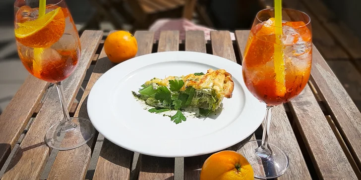 Vychutnejte si skvělé chvilky: Aperol Spritz a domácí quiche pro 2 osoby