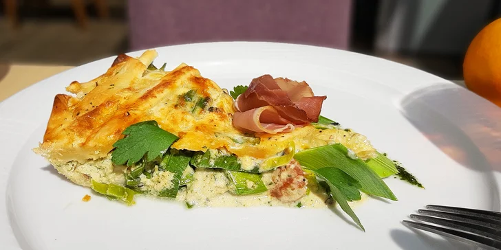 Vychutnejte si skvělé chvilky: Aperol Spritz a domácí quiche pro 2 osoby