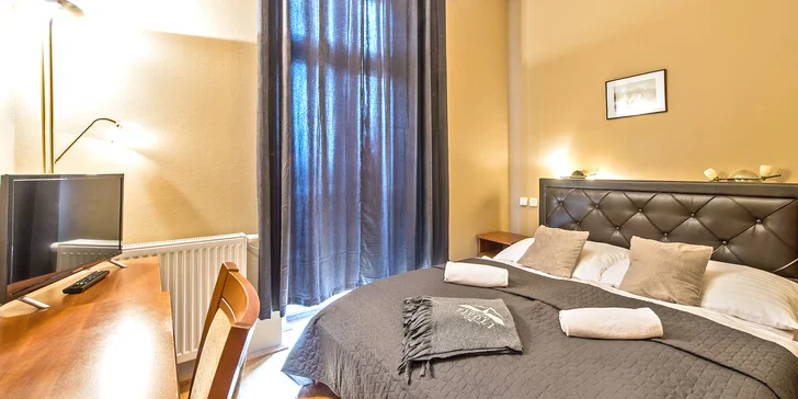 Hotel je adult friendly, ubytovat se tu mohou jen osoby starší 18 let. 