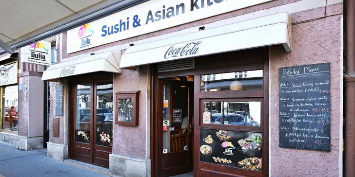 Sushi sety s klasickými i speciálními rolkami: 24–44 maki, nigiri, sashimi i uramaki