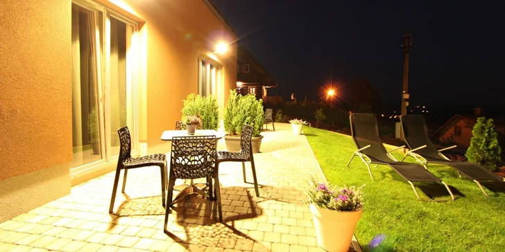 Babí léto v apartmánech Český ráj pro 2 s finskou saunou i masáží