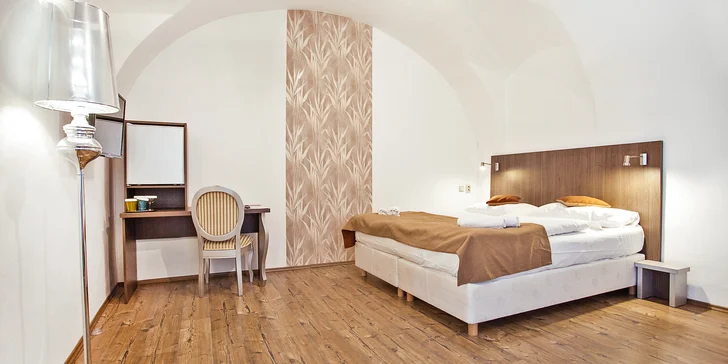 V hotelu je celkem 17 pokojů a apartmánů. 
