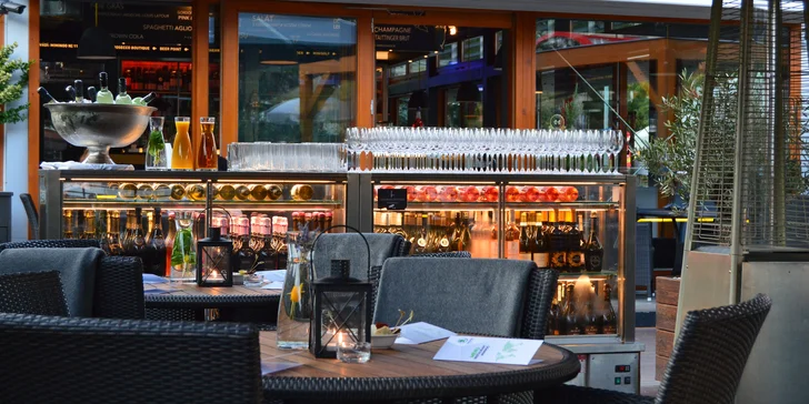 Občerstvit se můžete v zahradní restauraci Miminoo.
