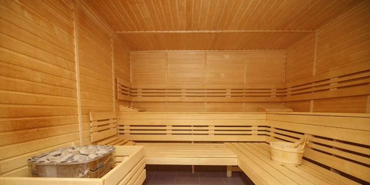 K dispozici vám bude sauna a vířivý sud.