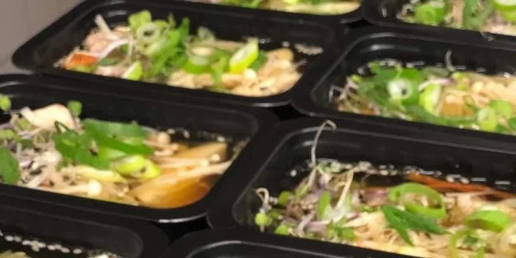 Letní detox se speciálně sestaveným menu: jídla a freshe na 5 dní