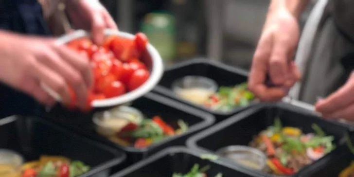 Letní detox se speciálně sestaveným menu: jídla a freshe na 5 dní
