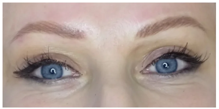 Permanentní make-up obočí nebo očních linek dle výběru