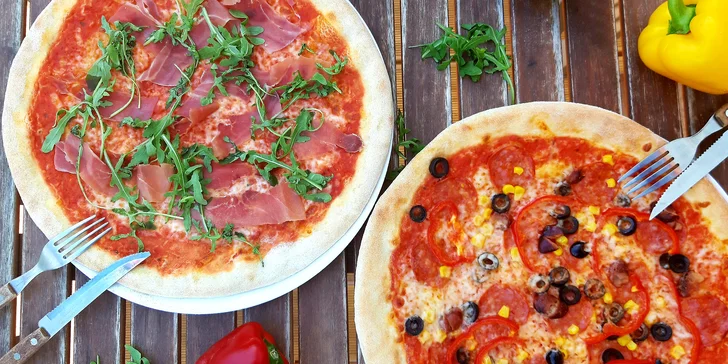 2× italská pizza dle výběru v Okruh pub: 49 druhů vč. vegetariánských variant