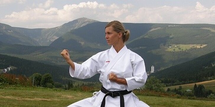 Sebeobrana / karate pro ženy i muže - 8 vstupů