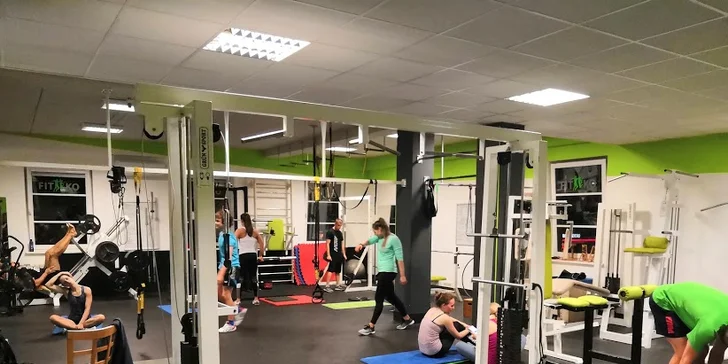 Měsíční nepřenosná permanentka na návštěvy fitness