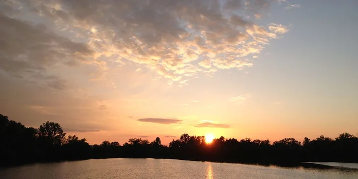 1 či 2 hodiny na kánoi nebo paddleboardu na olomouckém koupališti