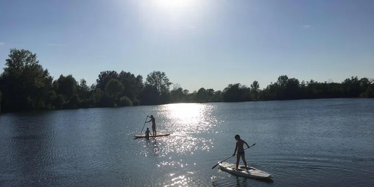 1 či 2 hodiny na kánoi nebo paddleboardu na olomouckém koupališti