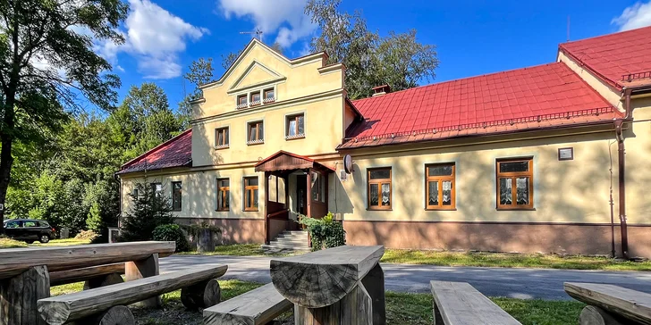 Pobyt v Ostravici v Beskydoch: penzión pri rieke s raňajkami alebo polpenziou