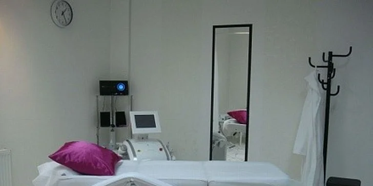 Omlazení pleti a odstranění vrásek radiofrekvencí a kys. hyaluronovou