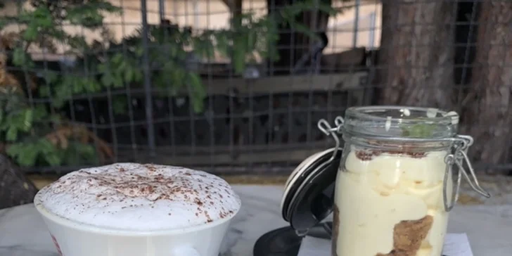 Tiramisu a káva dle výběru pro jednoho i pro dva ve Štruncových sadech