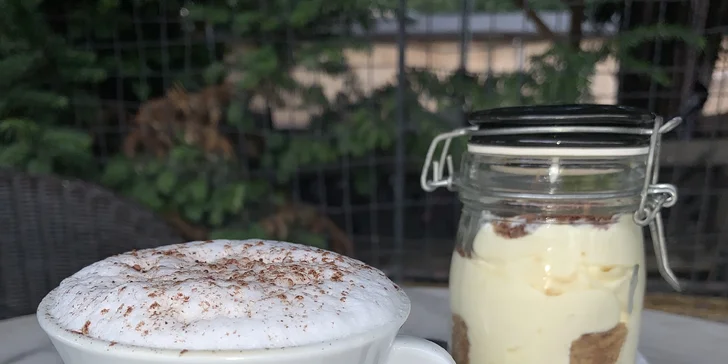 Tiramisu a káva dle výběru pro jednoho i pro dva ve Štruncových sadech