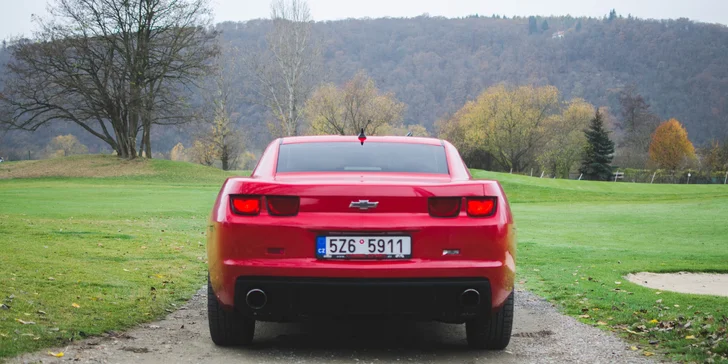 Superjízda v Chevroletu Camaro na 15–60 minut včetně paliva