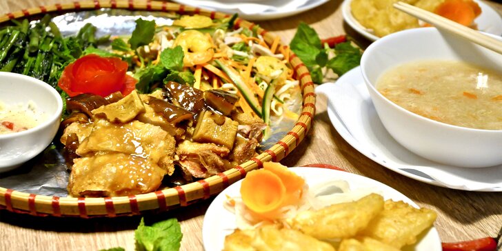 4chodové menu vietnamských specialit podle výběru pro 2 osoby