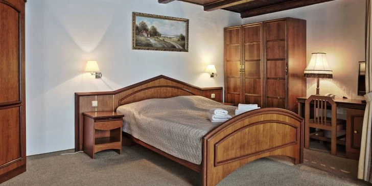 Odpočinek v klidné části Mariánských Lázní: hotel s polopenzí i s wellness procedurami
