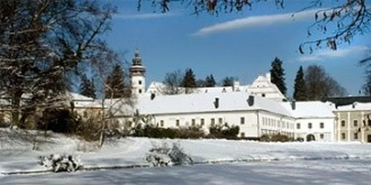 1999 Kč za dvě noci PRO DVA v hotelu Praděd*** ve Velkých Losinách. V ceně polopenze i skibus do areálu Přemyslov!