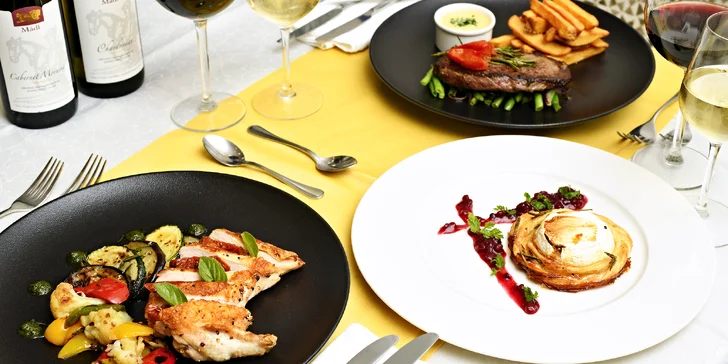 Romantika v centru Prahy: privátní wellness a tříchodové menu pro dva