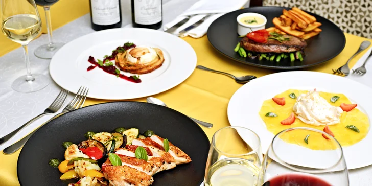 Romantika v centru Prahy: privátní wellness a tříchodové menu pro dva