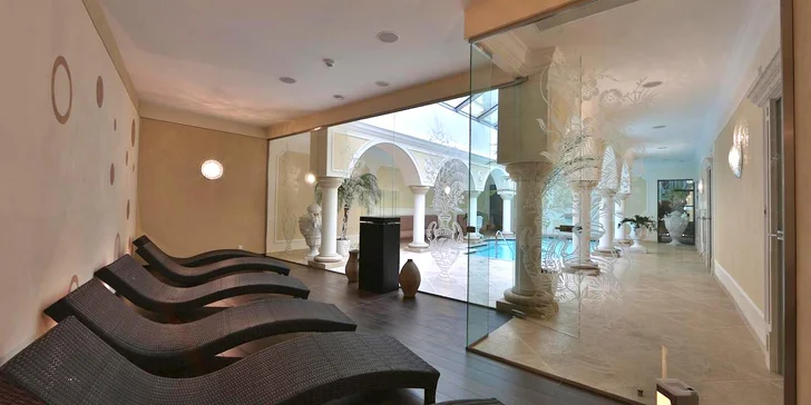 Luxusní pobyt v oceňovaném hotelu pod Trenčínským hradem: jídlo i wellness