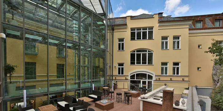 Luxusní pobyt v oceňovaném hotelu pod Trenčínským hradem: jídlo i wellness