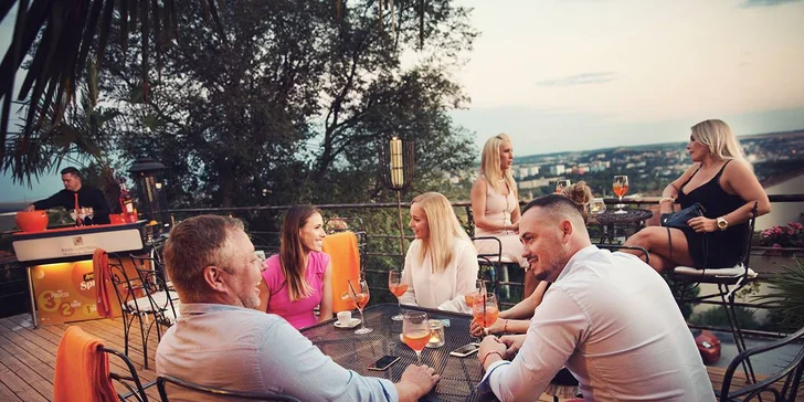 Nezapomenutelný pobyt v luxusním hotelu pod Zoborem s volným vstupem do wellness