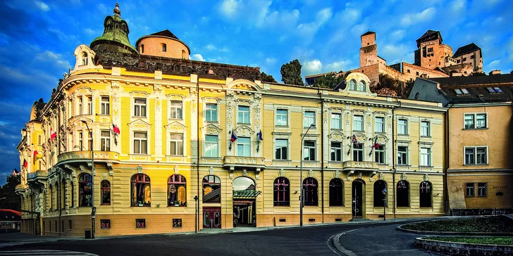 Luxusní pobyt v oceňovaném hotelu pod Trenčínským hradem: jídlo i wellness