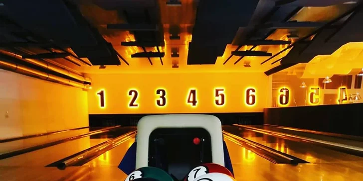 Bowling pro 2–6 hráčů: 6 profi bowlingových drah