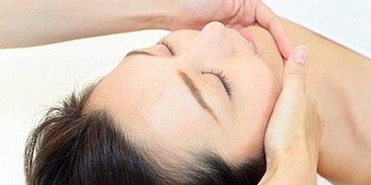Lymfodrenážní masáž obličeje, krku a dekoltu