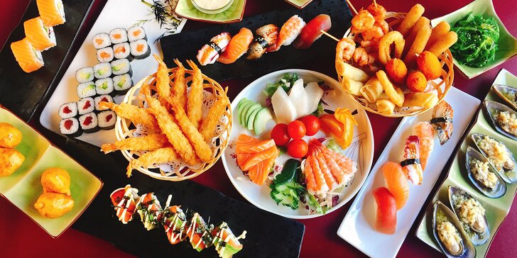 All you can eat v asijské restauraci: sushi, krevety, losos, saláty i dezerty