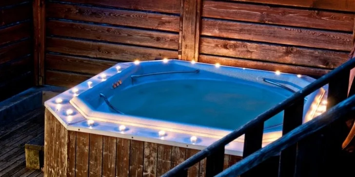 Do Beskyd na 3 až 8 dní: relaxace ve vířivce, jízdy na koních a snídaně