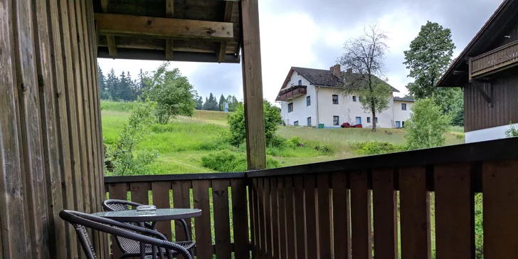 Apartmán v Bavorském lese: kuchyňka, vlastní balkon a výlety po Šumavě
