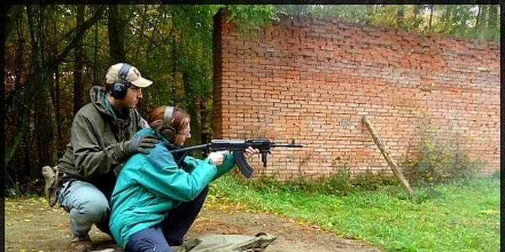 Střelby ve stylu AČR – 125 nábojů vystřílených pod dohledem instruktora