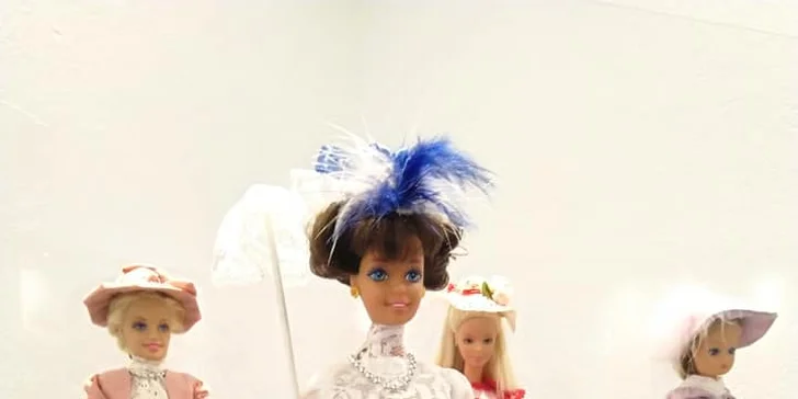 1+1 vstupenka zdarma na výstavu Barbie - výjimečné dámy minulých staletí