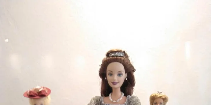 1+1 vstupenka zdarma na výstavu Barbie - výjimečné dámy minulých staletí