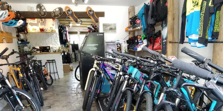 Kompletní servis kola: seřízení brzd, speciální mytí i zahuštění pneumatik