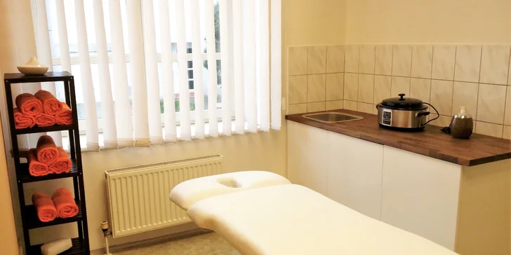 Uvolňující hodinová masáž podle výběru z 5 druhů od nevidomých masérů
