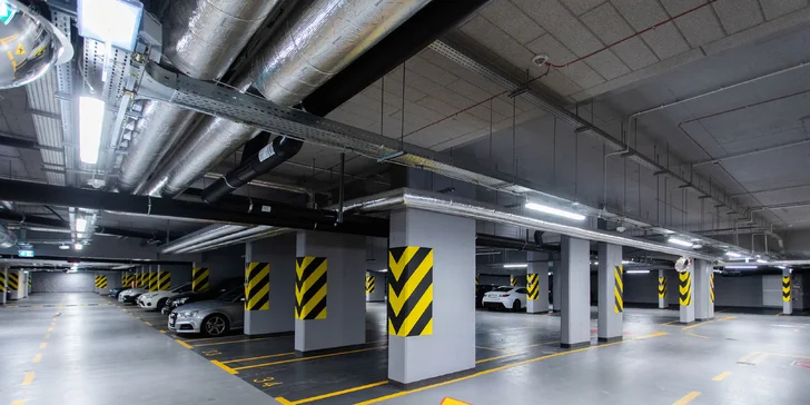 Návštěva hlavního města Polska: pobyt v moderním apartmánu pro 2–4 os.