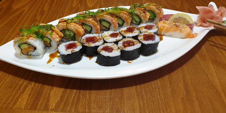 Sushi sety o 18 ks: rolky sezamové, s tuňákem nebo lososem